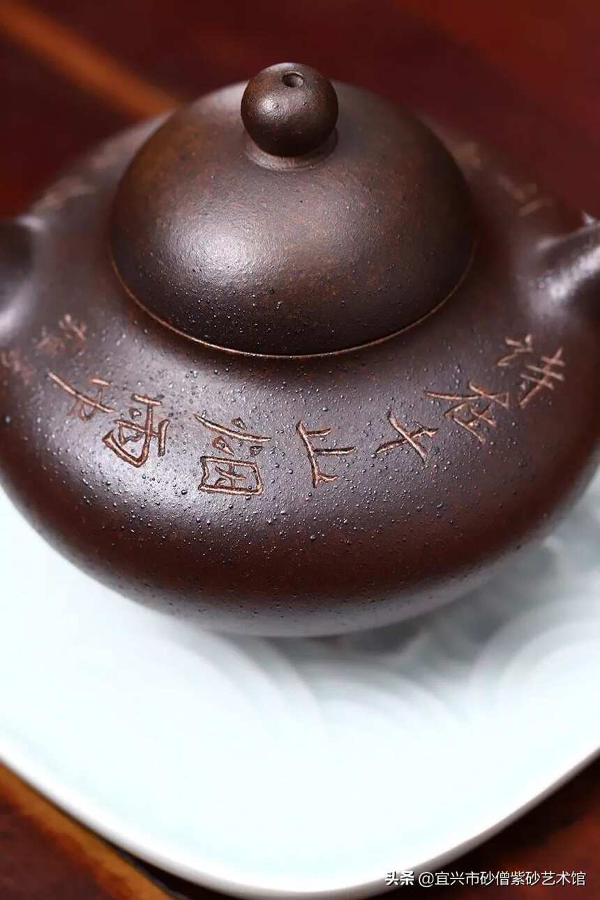 华颖，狄姣姣，宜兴原矿紫砂茶壶（国工艺美术师）