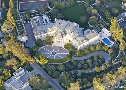 巨星碧昂斯2亿美元加州最大豪宅！面积大到能开直升机