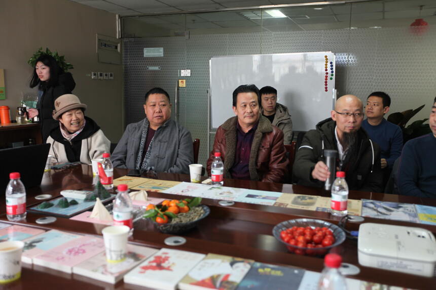 河南省诗书画研究会新春联会在郑州温暖举行