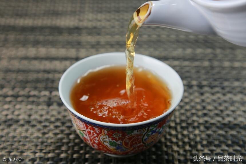 品茶时光｜喝茶需掌握时间 早上红茶 下午绿茶清肝 晚上黑茶