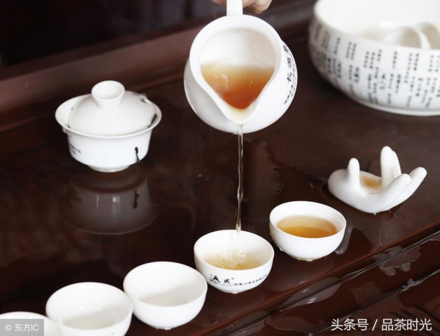 品茶时光｜金骏眉：为什么说金骏眉茶是茶人的最爱