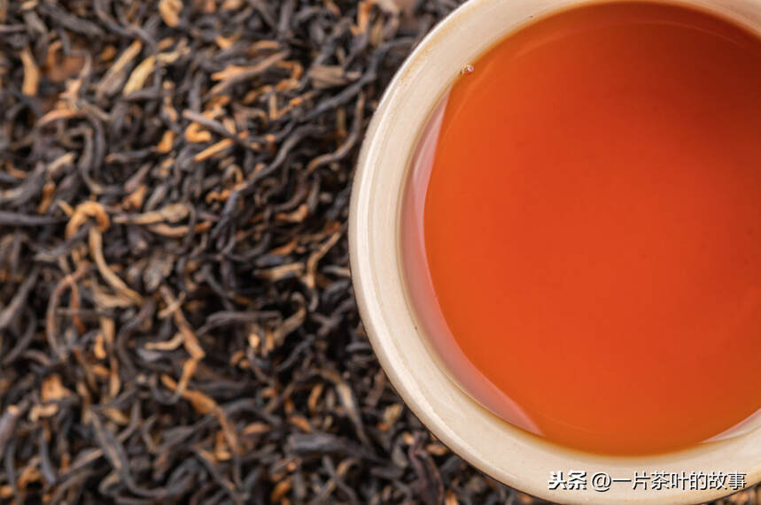 红茶起源是什么时候？