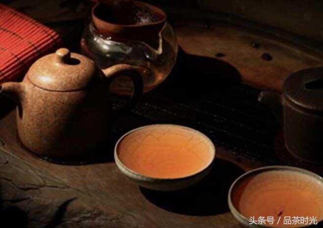 品茶时光｜茶叶叶片厚大就是古树茶吗？