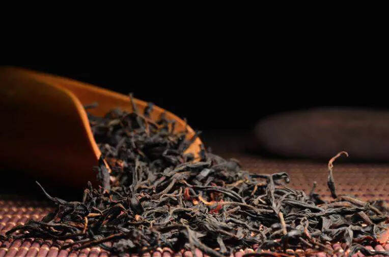 红茶是怎么制作出来的？萎凋、揉捻、发酵、干燥功能各有千秋，