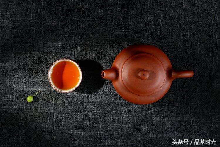 品茶时光｜茶中相遇，要的是一份默契与懂得