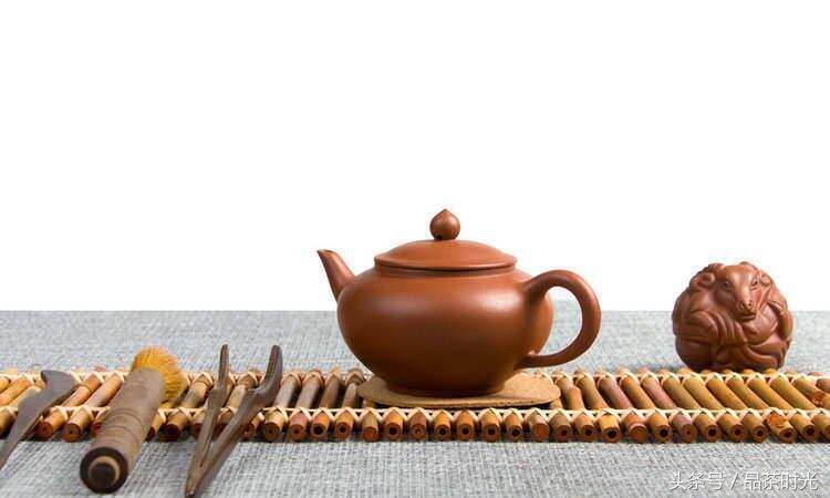 半手和全手紫砂壶泡茶有什么区别吗？