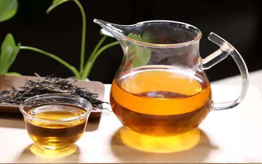 品味普洱茶的三大难点：水性、喉韵和茶气