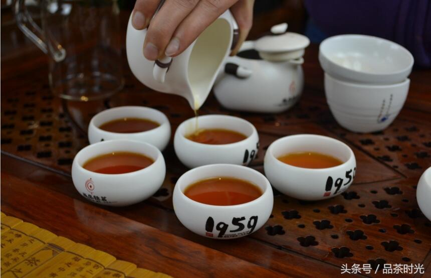 品茶时光｜普通红茶与优质红茶有什么区别 该如何判断红茶的优劣