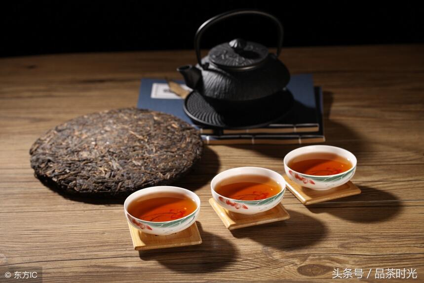 品茶时光｜茶友们知道怎么样去辨别冰岛普洱茶吗
