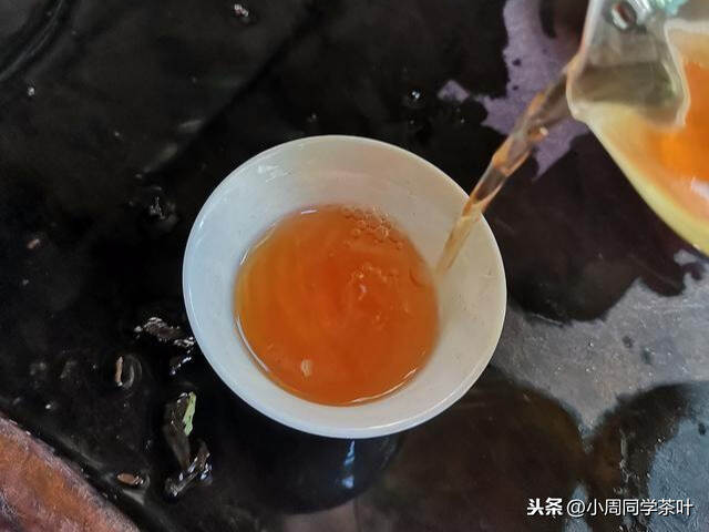 乌龙茶春茶、夏茶与秋茶的辨别