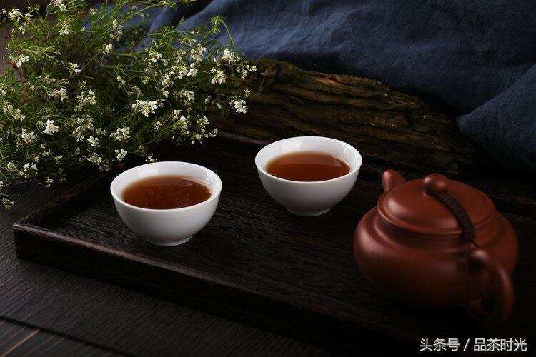 品茶时光｜人生如茶，有起伏才有淡定