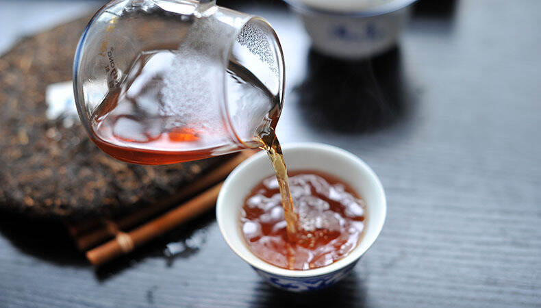 茶性之味润泽品性，茶汤之味品甘苦人生
