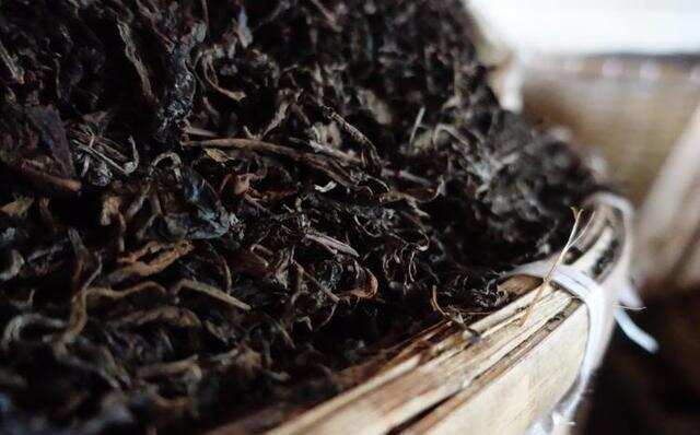 竹篓发酵的普洱茶，不一样的味道
