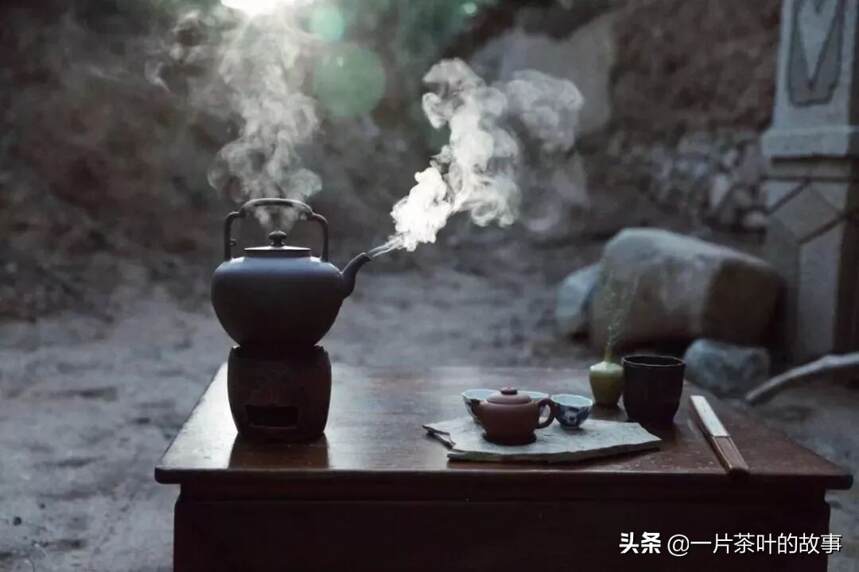 晴窗待雪 围炉煮茶（浅谈中国煮茶文化）