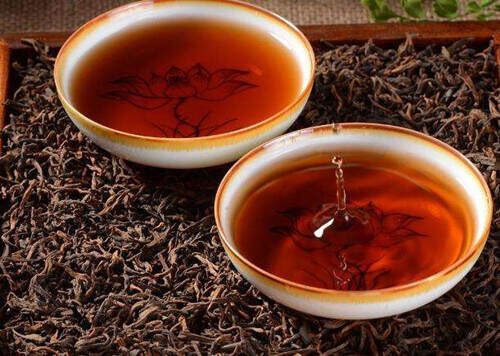 今日立冬，绿茶、白茶、乌龙茶、红茶、黑茶，喝什么最养生？