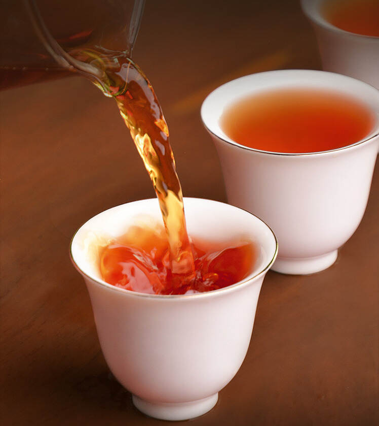 如何区分茶叶的香气？