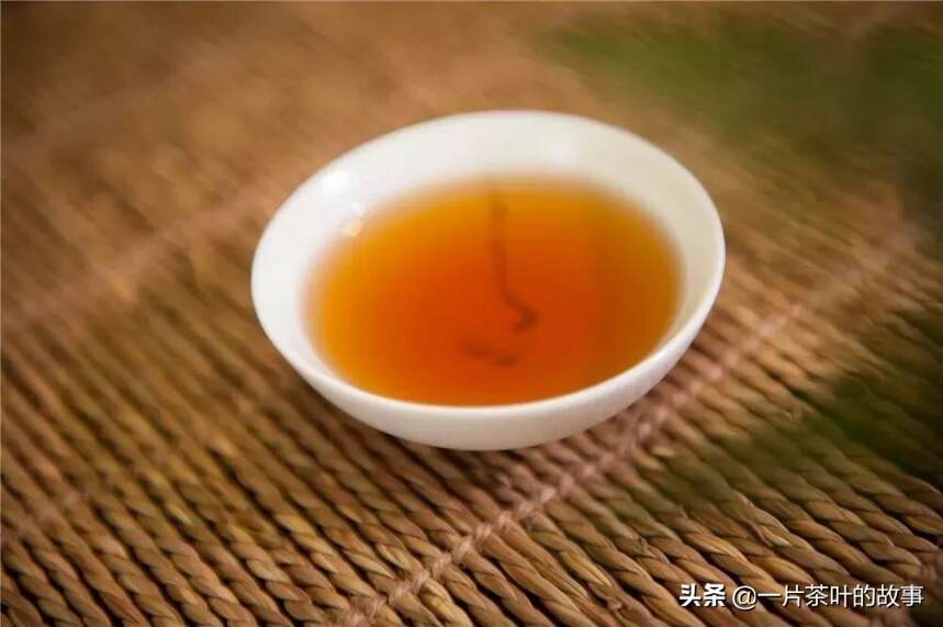 青茶茶语 | 乌龙茶知识大全，看完就不会闹“乌龙”了