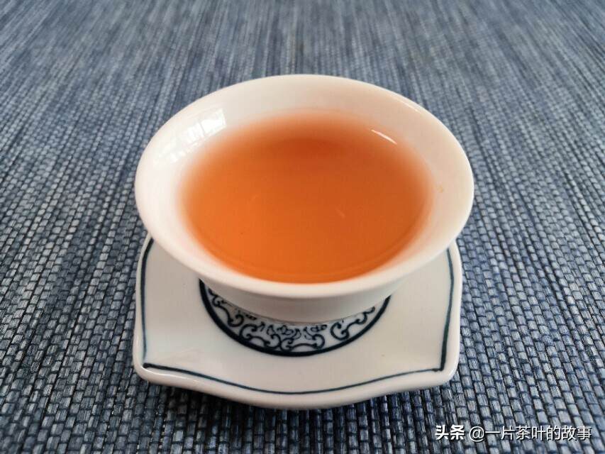 单丛茶哪种香型好喝？蜜兰香凤凰单丛不错！