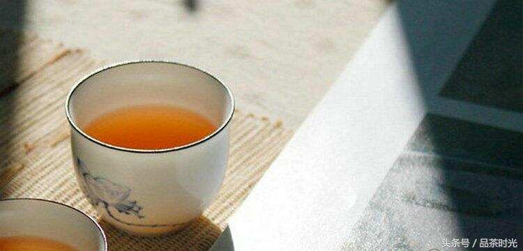 品茶时光｜把心放平，生活就是一杯芬芳的茶