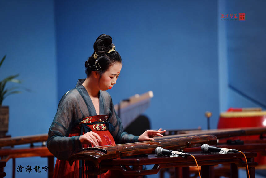 张子盛师生古琴音乐会在琴台剧院举行