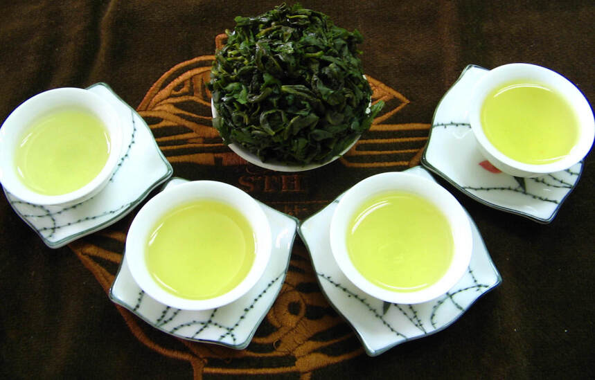 青茶为什么叫乌龙茶