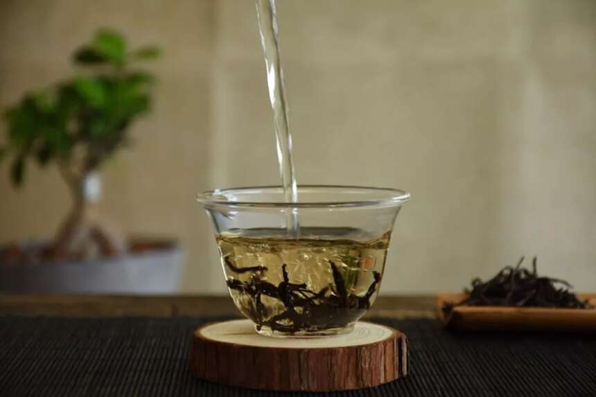 中国顶级茶叶排行榜大全，看看你喝过哪些？