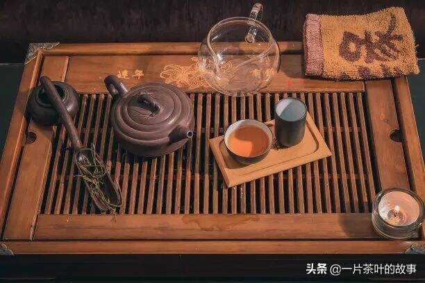茶道：水可品，茶可品