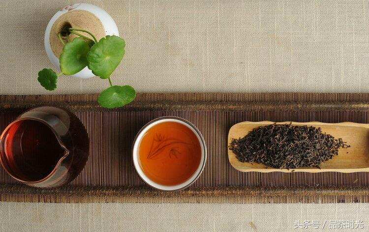 品茶时光｜普洱茶汤色“红”的重要成分是什么？