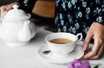 一张纸巾，测出你的茶是否有香精