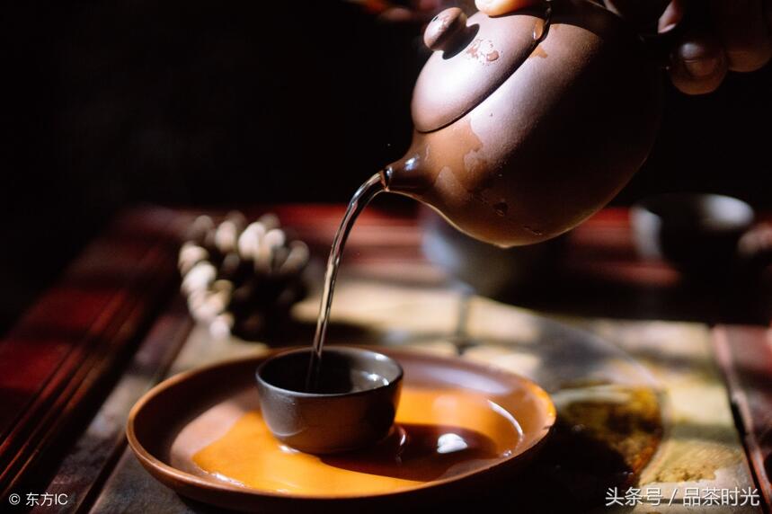 品茶时光｜品茶时最显著的感觉 教你如何品茶品味品人生