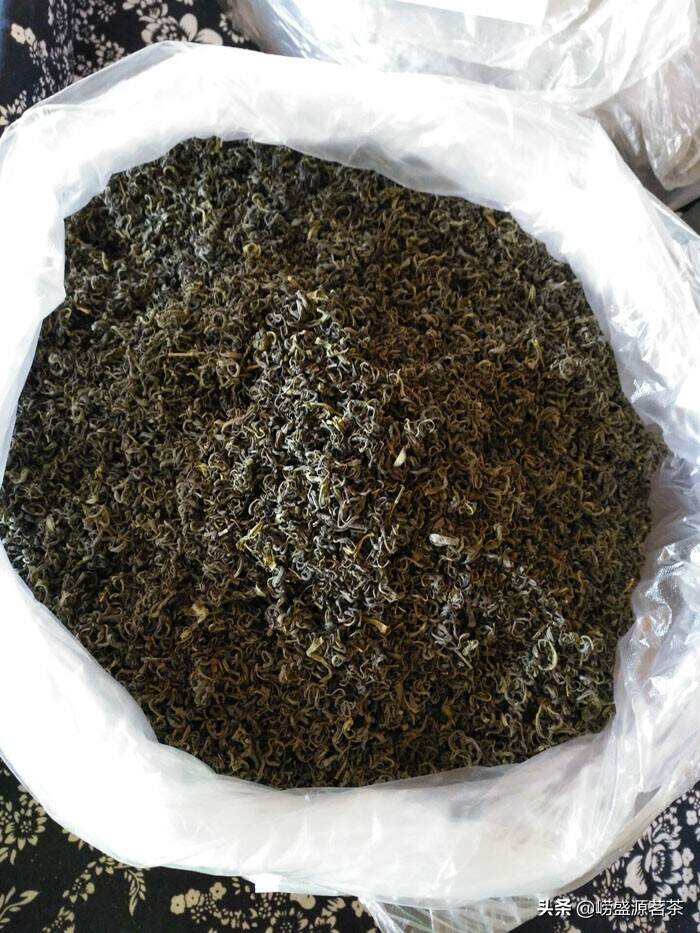 看看崂山绿茶多少钱一斤？