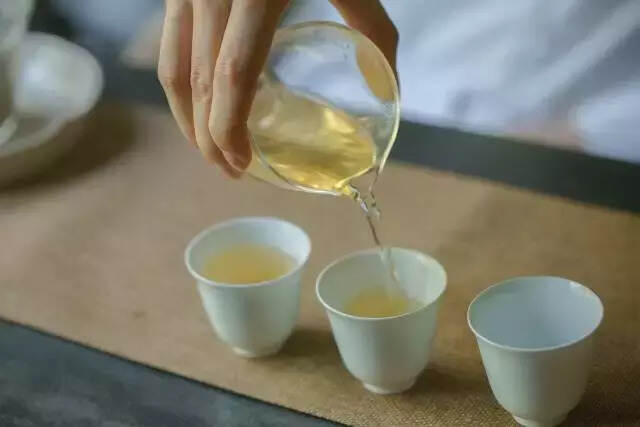 为什么贵的茶反而口感很“清淡”？