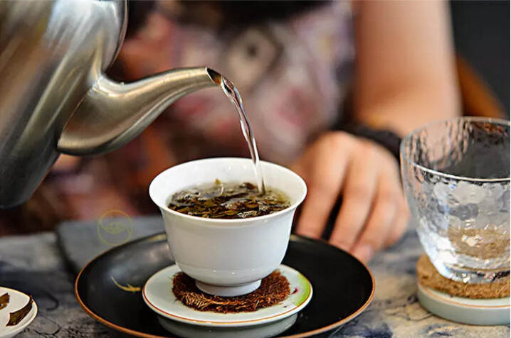 普洱茶品级比年限重要吗？