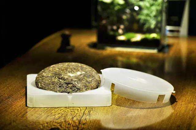 世界顶尖设计师设计的普洱茶收藏盒，买十送一！
