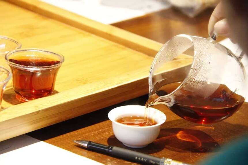 「品鉴会」你知道最早的班章古树熟茶是出自哪一年吗？