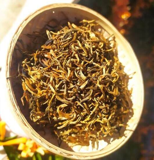 《荒草林》数千万人贩卖滇红之乡茶？竟然是核桃茶？台地茶？
