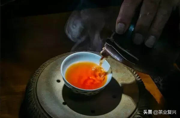 广州茶事：蓝泉斋，普洱茶圈子内外的会客厅