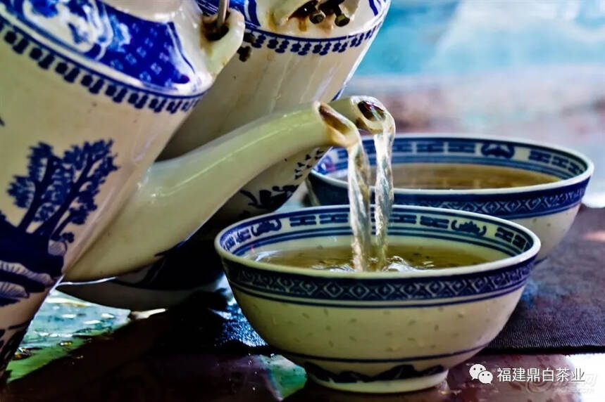 【茶余饭后】中国独特的“大碗茶”文化
