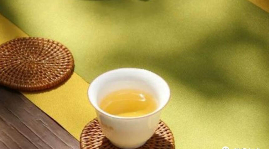 白茶为什么称为一年茶，三年药，七年宝？
