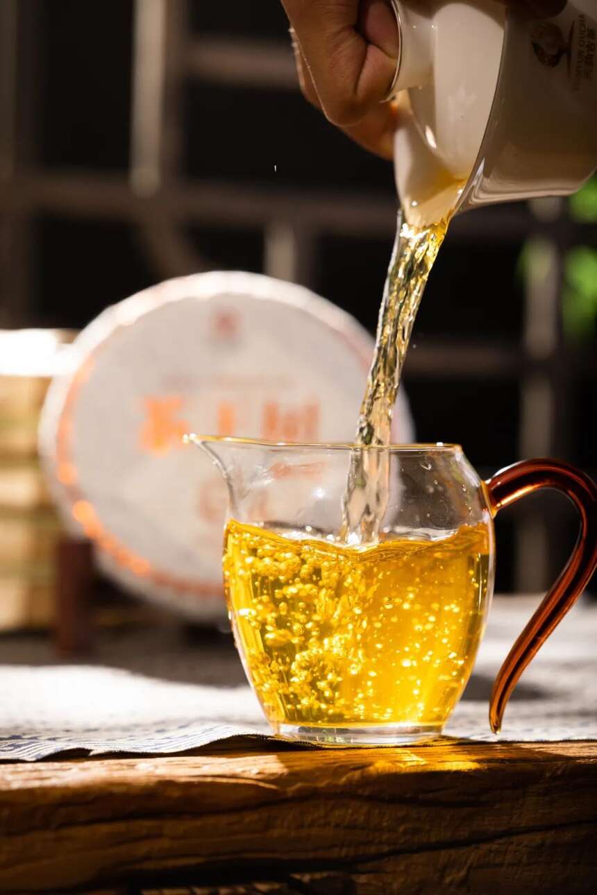 普洱茶常说的“生津”“回甘”“回甜”是怎么一回事？