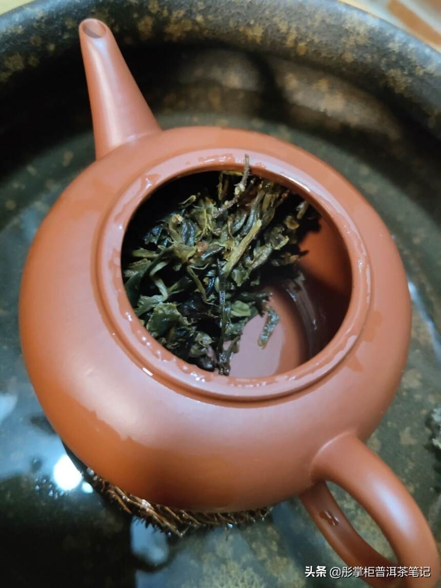 茶友良兄品饮勐麻河岩峰一妙：终于盼来了这泡茶，茶汤细腻绵滑