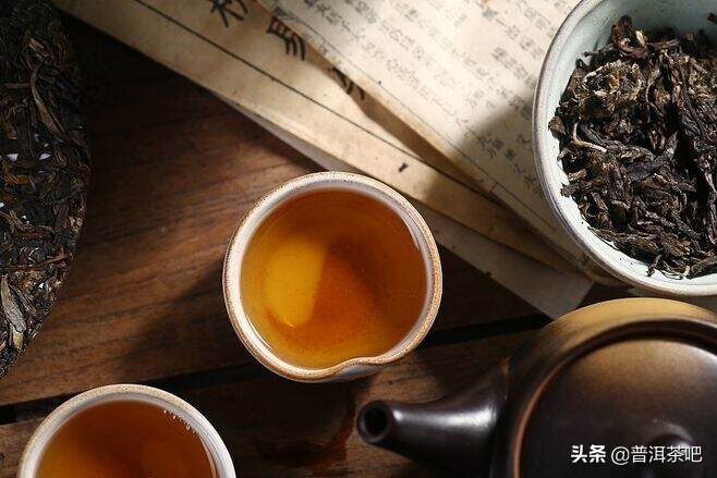 冲泡时怎么减少普洱茶的苦涩味道？
