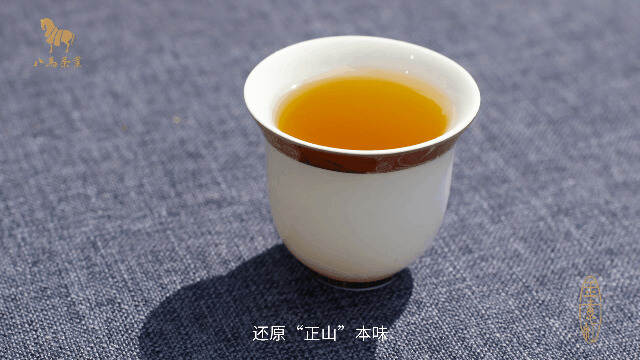 仅有400多年历史，偶然间被发现，红茶原来是这样的