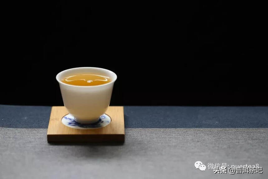 「干货分享」普洱茶汤上像层“油”一样的漂浮物是什么？