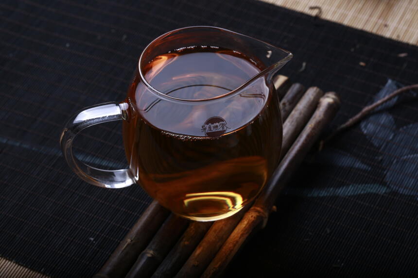 普洱茶的变化之美与包容之美