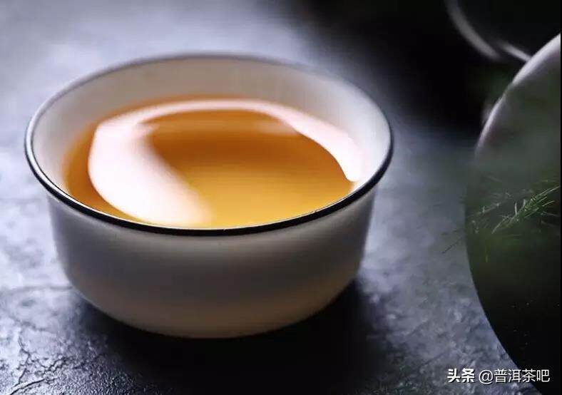 普洱茶何以具备这强大的功效——消食解油腻？