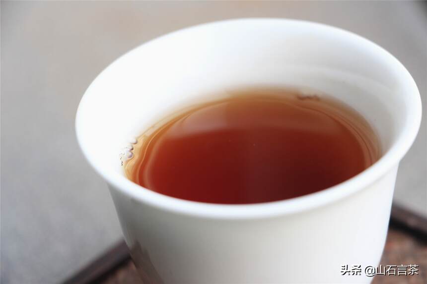 说茶￨红茶的品质特征是如何形成的？