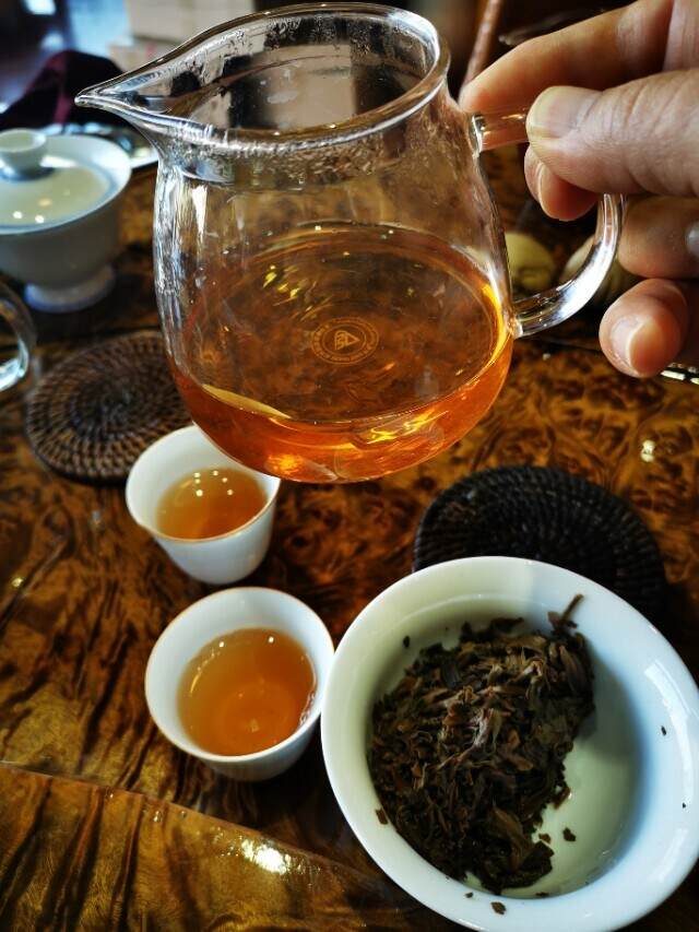 在茶叶中，香气就是一个茶最独特的象，不懂茶香别说你懂茶！