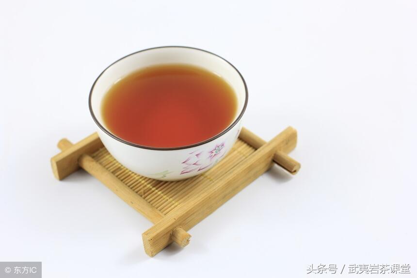 武夷岩茶“岩韵”说：就像女人要有女人味，岩茶也要有“岩韵”