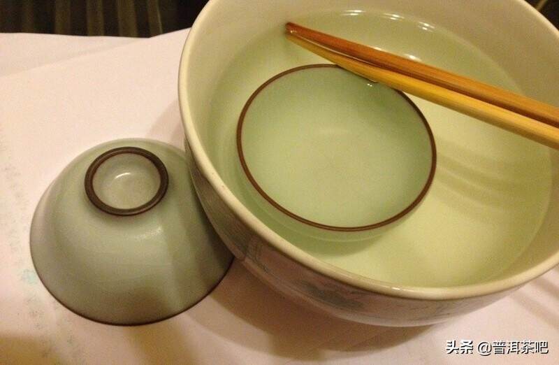 「干货分享」汝窑开片瓷器产生茶垢的清洗方法